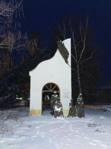 Eleki németek kiűzésének emlékműve 2012. február 3-án este