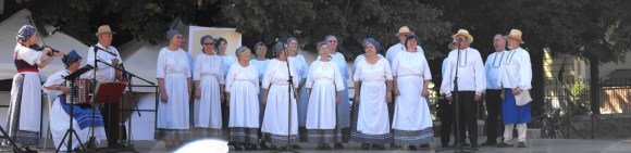 A 2012-es Békében Békésben rendezvény egyik fellépő együttese panorámaképen