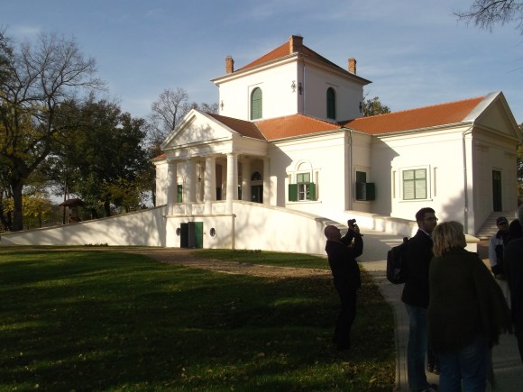 A felújított Vásárhelyi-Bréda-kastély 2013 októberében