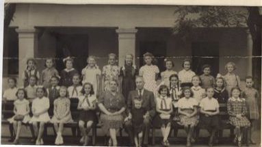 1956 júniusában készült harmadikos osztálykép