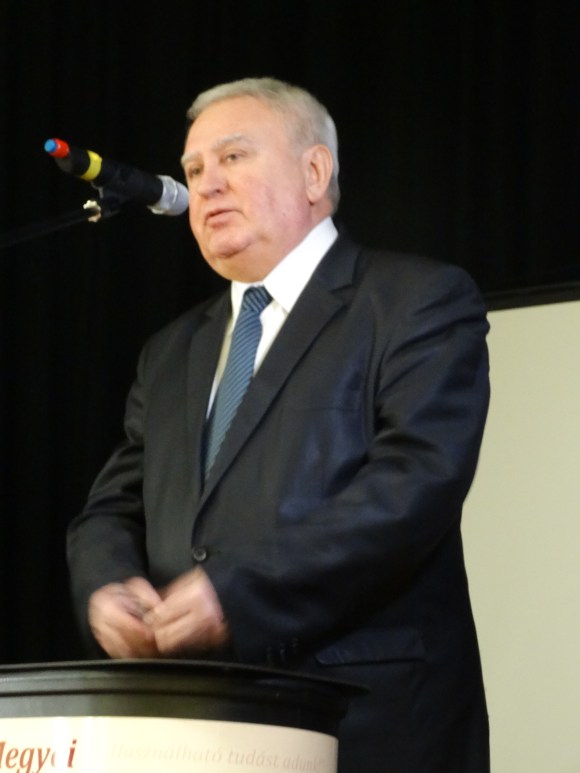 Dr. Kovács József, a körzet országgyűlési képviselője