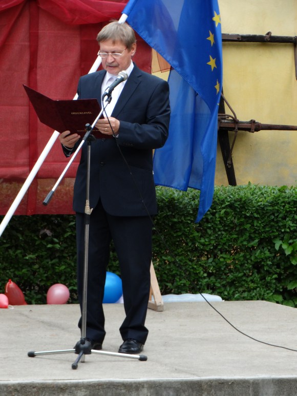 2014-ben az általános igazgatóhelyettes köszöntötte a ballagókat