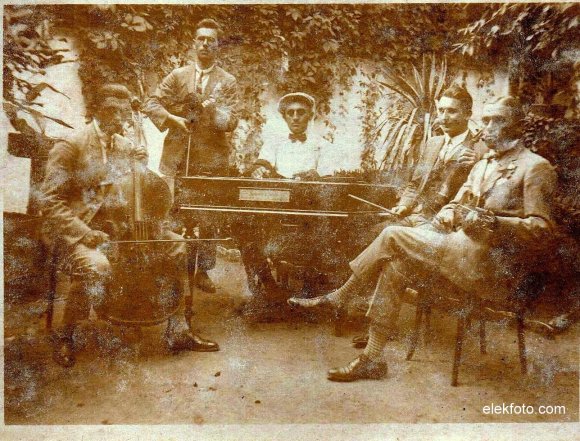 Hauck Mátyás éa az eleki Diák Jazz-band az 1930-as években